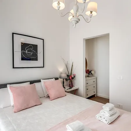 Fresh House Vaticano * Rom